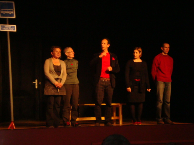 LE BUS THEATRE